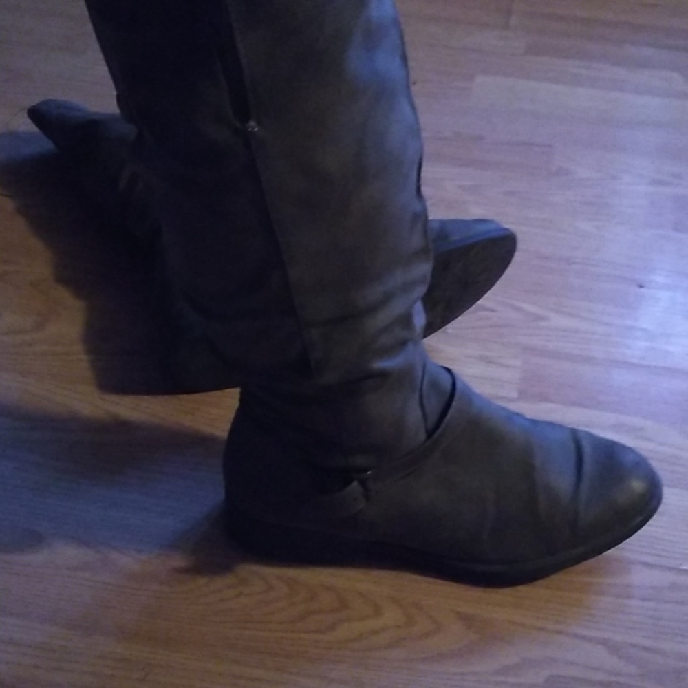 Woman's boots